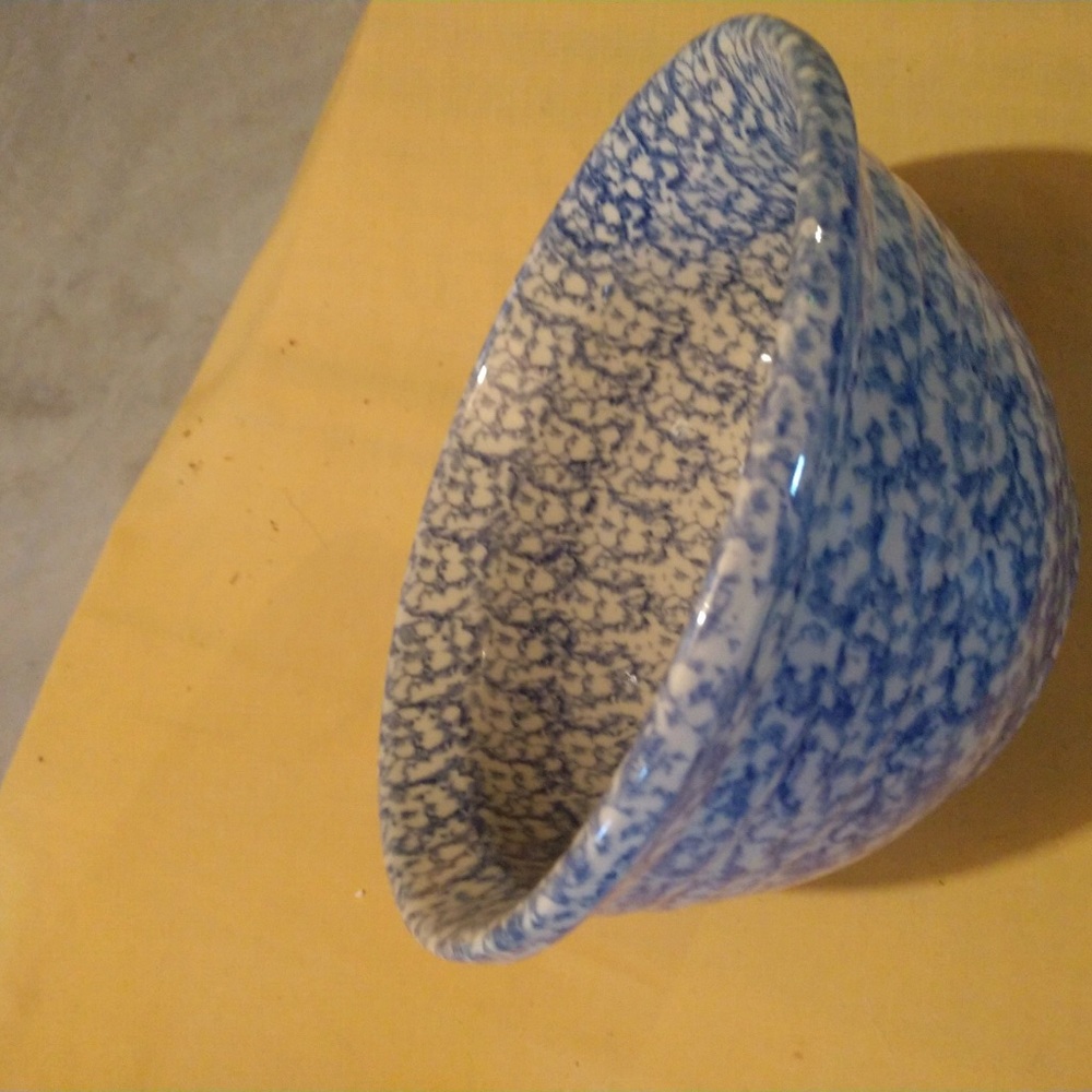 Henn Pottery - Picture 5 of 6